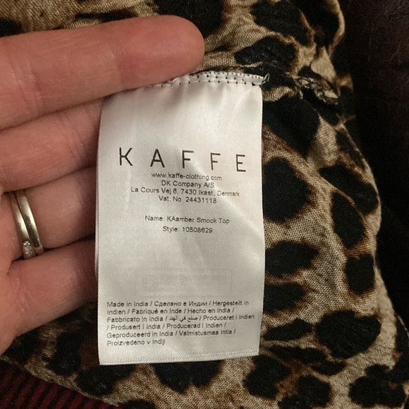 Kaffe Leopard Print Sleeveless Top - Picture 6 of 7